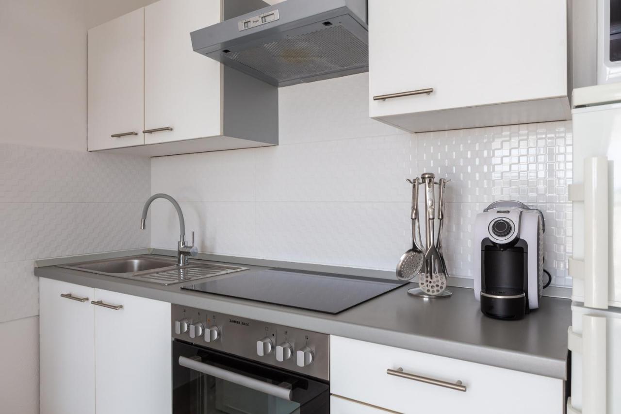 Vila Blanka Apartments Рогозниця Екстер'єр фото